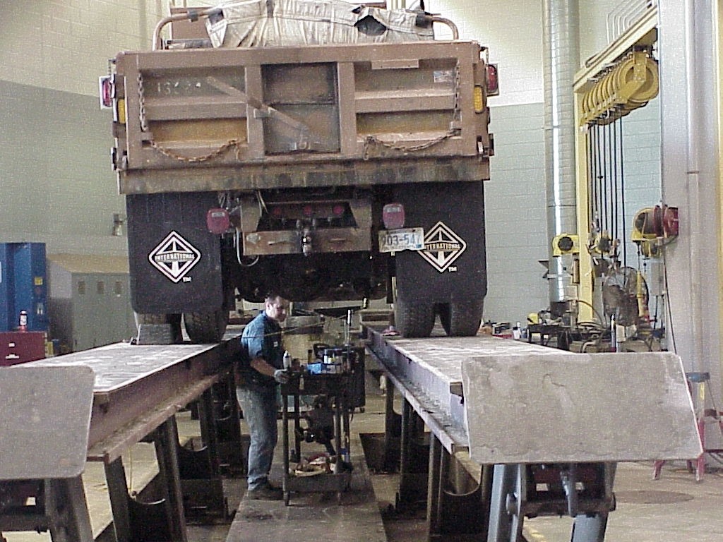 CityMplsJobs's tweet photo. Public Works is looking for their next Equipment Service Worker. Is it you? Start your career with the City of Minneapolis today! Click the link below to apply to this position!   https://t.co/masZEeD2v9 https://t.co/cpVOiL5cwT