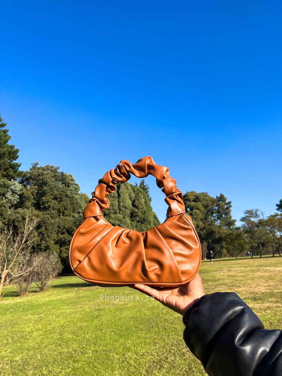 Bagaura_za's tweet photo. 🍂

#drbags #bagaura #GirlTalkZA 

Truth App | Musa | Skeem Saam | Tbose https://t.co/44l6i3ZDoc