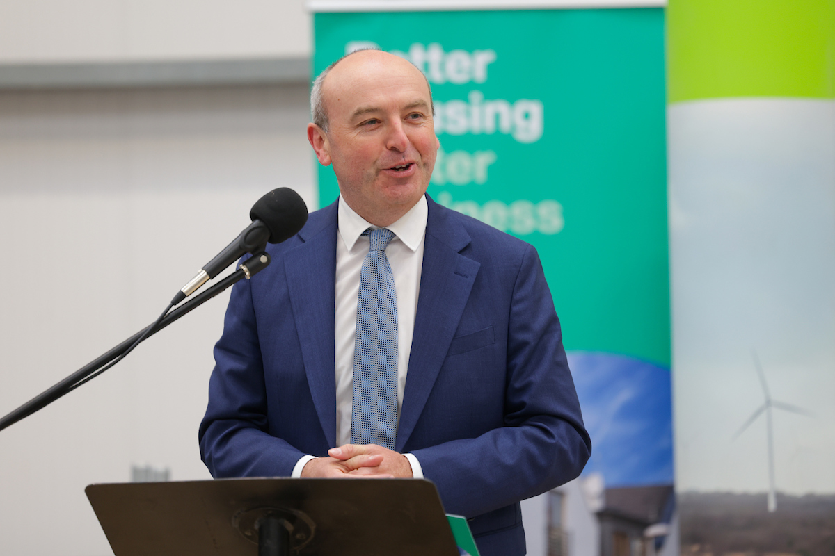 ibec_irl's tweet image. Minister Simon Harris, Fergal O’Brien, Executive Director of Lobbying &amp;amp; Influence in Ibec and Andrew Brownlee, CEO, SOLAS speaking at The National Construction Training Centre for a skills event on the role training and upskilling can play in unlocking housing challenges.