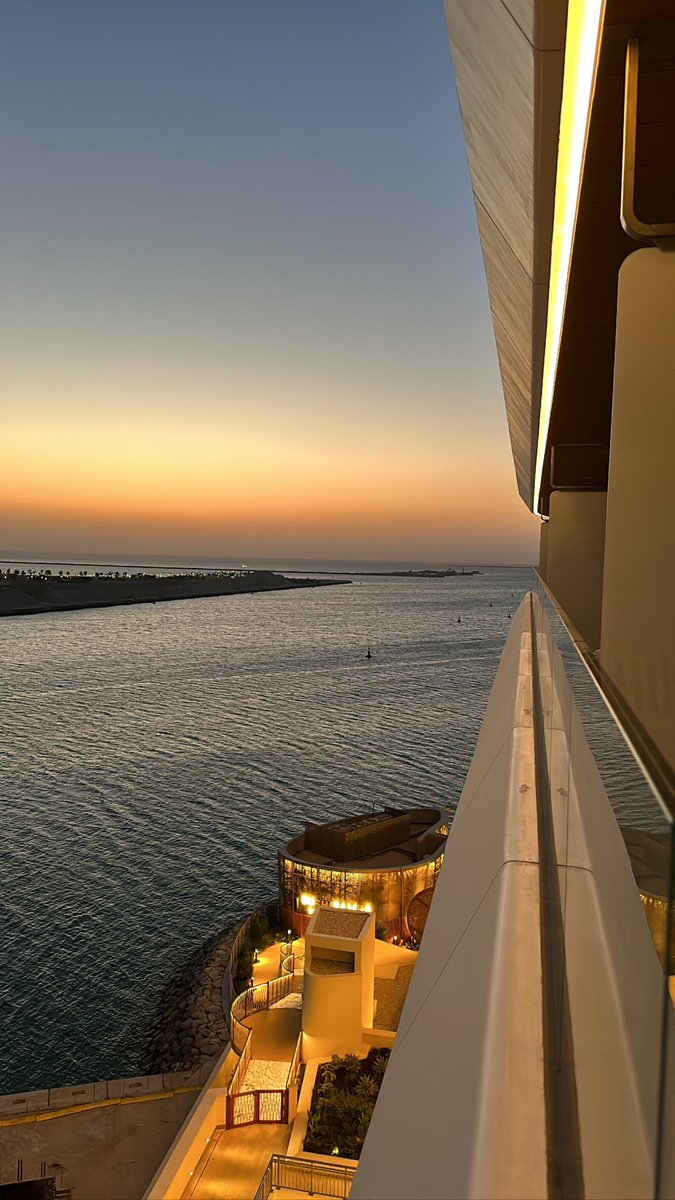 684's tweet image. Doha 🌅