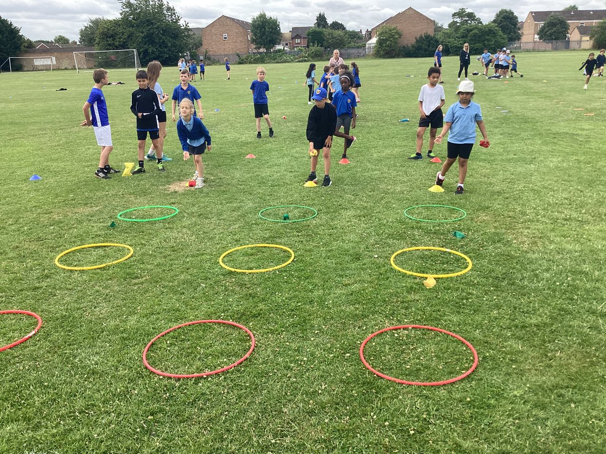 Year 3 sports day, a fun time had by all! <a href="/CastleNewnham/">Castle Newnham</a>
