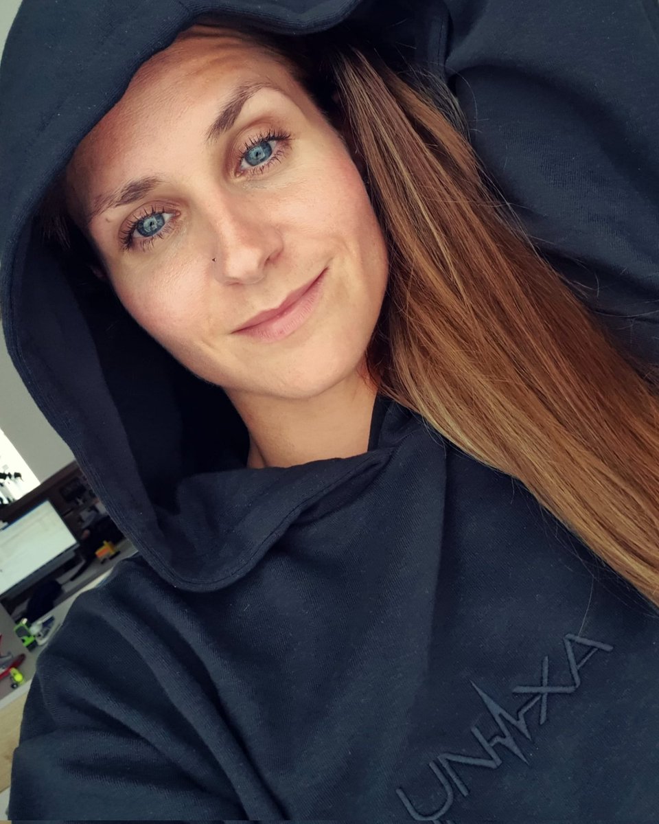 unixaverse's tweet photo. I am ready 😁 #unixa #unixaverse #unixadj #dj #ready https://t.co/q7B1KNL4Fo