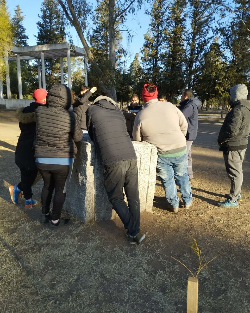 RomiCastillo84's tweet photo. #UPCNCrece
💪Dialogando y escuchando las necesidades de cada trabajador y trabajadora, como nos transmite diariamente nuestro Sec. Gral. @chapasanluis Suárez.
🙌Bienvenidos a la familia de #UPCN.
#BuenLunes #Recorridas #UPCNPresente #ElegiPertenecer https://t.co/Z8ytgDMwzd