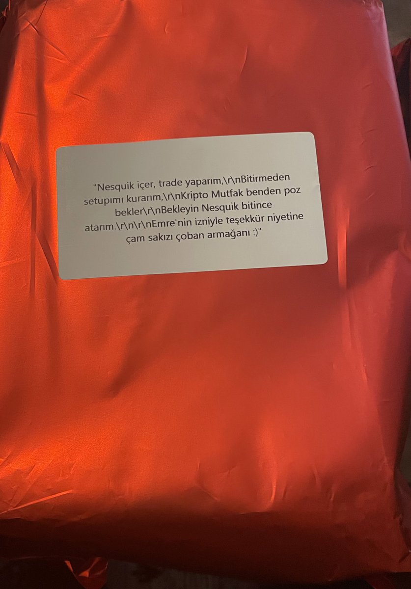 CanerQuant's tweet photo. Bugün takipçimden (@0xDesignClothes) özel bir hediye aldım. Çok beğendim. Kendisine çok teşekkür ediyorum. 🥰 https://t.co/f6mKSh53ot