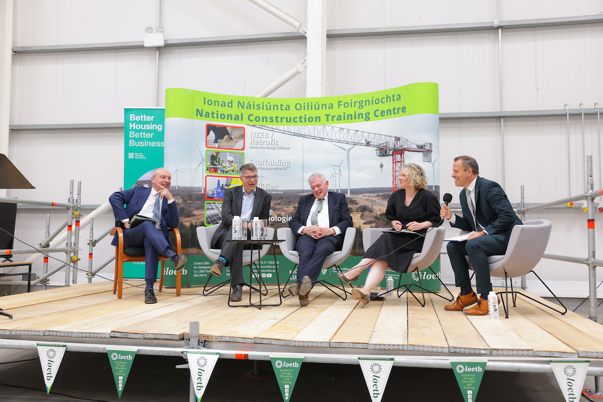 ibec_irl's tweet image. Minister Simon Harris, Fergal O’Brien, Executive Director of Lobbying &amp;amp; Influence in Ibec and Andrew Brownlee, CEO, SOLAS speaking at The National Construction Training Centre for a skills event on the role training and upskilling can play in unlocking housing challenges.