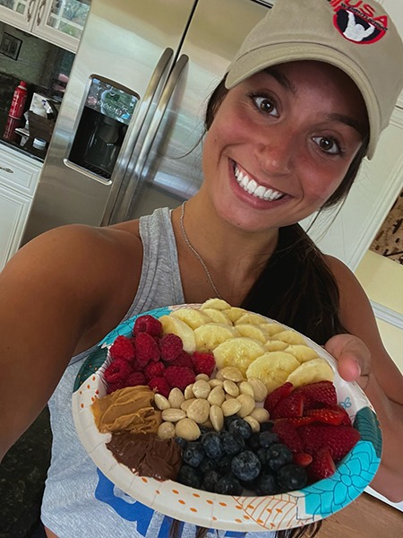 Fuel - not just for your car! 🚗 

@acr_0825, @USWeightlifting athlete and #TrueSportAmbassador, talks how to fuel your body with a #FoodFirst approach in this clean sport article! usada.org/spirit-of-spor…

@TrueSport #Nutrition #CompeteClean