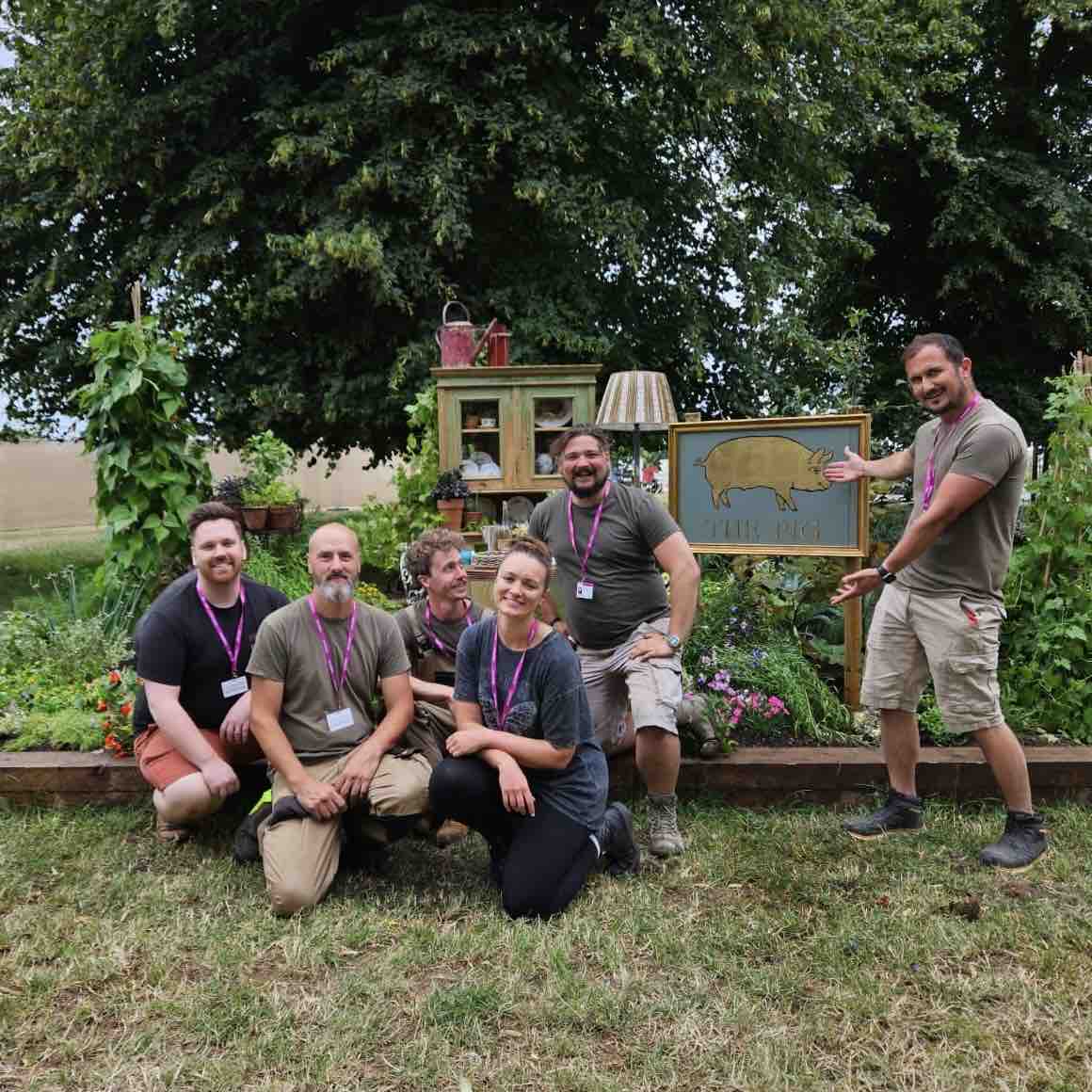 The_Pig_Hotel's tweet photo. If you’re heading to @The_RHS Hampton Court Palace Garden Festival this week, make sure to come over to THE PIG’s stand to say hello to our team and see what’s growing in our mini patch!🌱 https://t.co/6KtMEicq0a