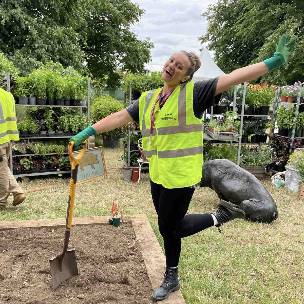The_Pig_Hotel's tweet photo. If you’re heading to @The_RHS Hampton Court Palace Garden Festival this week, make sure to come over to THE PIG’s stand to say hello to our team and see what’s growing in our mini patch!🌱 https://t.co/6KtMEicq0a