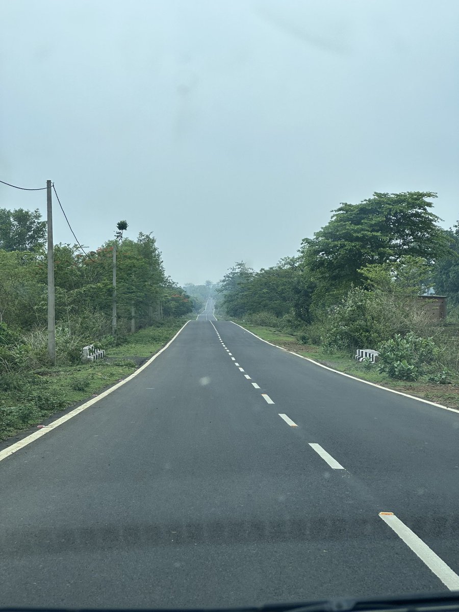 BittuMishra89's tweet image. Happy holidays..happy raining..
#rainlove #desipan #gaonkaghar