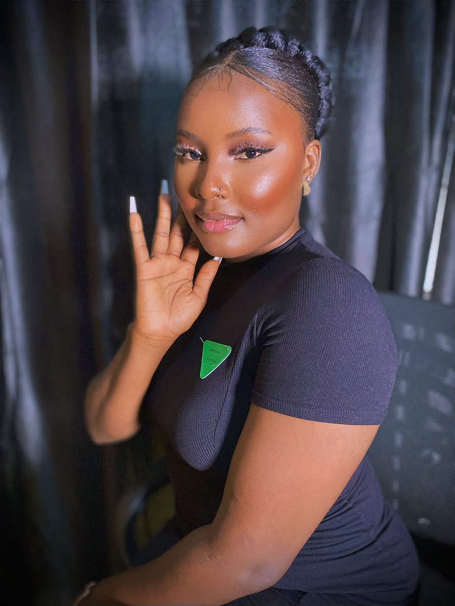 Morenike_Moment's tweet photo. Drop your favorite person or celebrity you will love to see on Morenike Moments Talkshow .
Drop ⬇️Tag Them
#mmt #morenikemomentstalkshow #monation🌍 #favoritetvshow https://t.co/RWodasrEM7