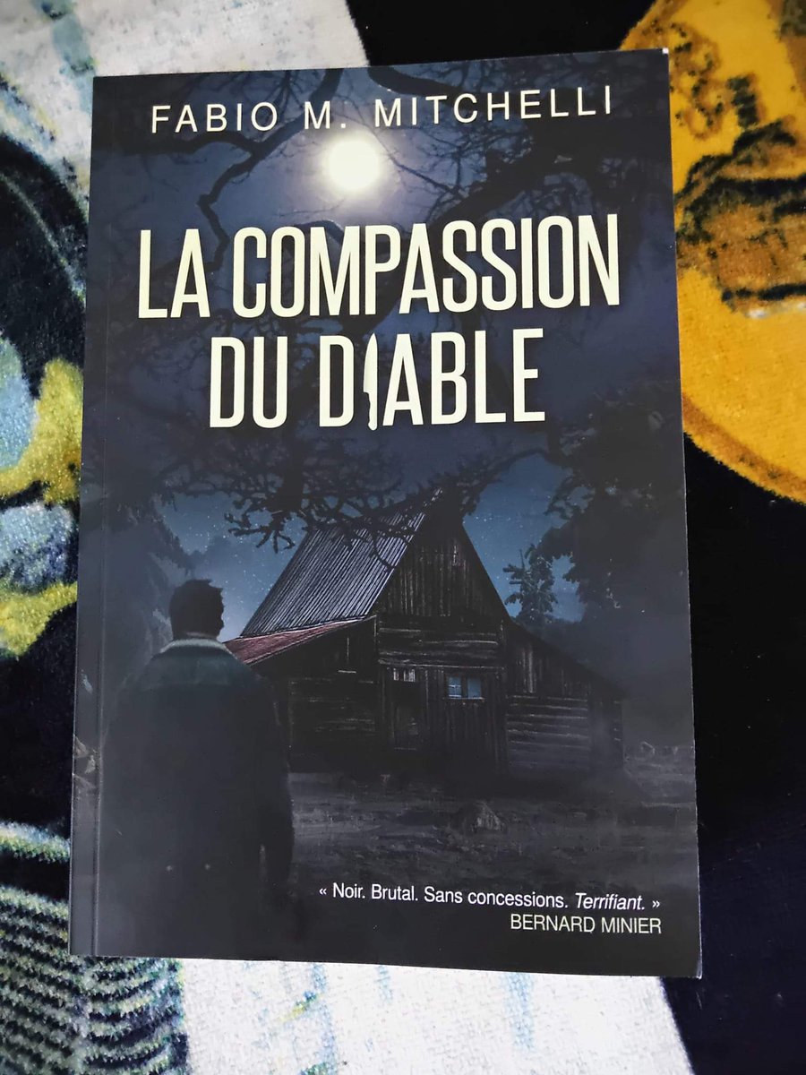 @FabioMMitchelli ,tu m'as scotché avec ' la compassion du diable' comme rarement un polar a pu le faire . Des chapitres courts, percutants ,une intrigue formidable,des flash back,des retournements de situation .Tout y est ,des meurtres ,de la perversité,du cannibalisme,⬇️