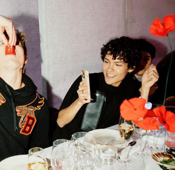 ughtoni's tweet image. Can Omar please grow his hair out back to this length now that filming has wrapped up