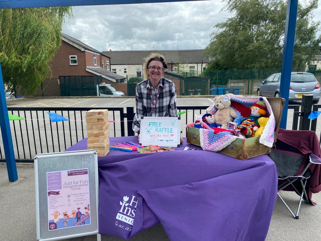 HomeInsteadSalf's tweet photo. https://t.co/QAkYLnU9r5
📷 Roll-up, roll-up! What a wonderful atmosphere here at Boothstown Methodist School PTA and what an honour to be one of the local business sponsors 📷
Nothing beats our Salford Community... And nothing beats the unpredictable British Summertime 📷 https://t.co/LkiFzBZ2C6