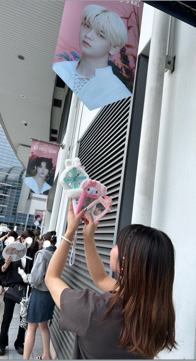 2000_12_5s's tweet photo. 最っっっっっっっっ高な2日間をありがとう!!とにかく幸せすぎて凄く戻りたいしもう既に会いたい泣
いつになったらトゥバのライブで泣かない日が来るんだろう､､､きっと無理だね笑

#TXT_ASM_TOUR_in_KYOCERA https://t.co/aQFZbdNoD3