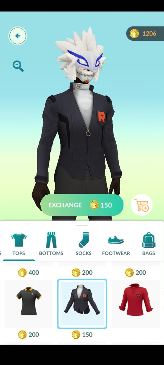 pokekoom's tweet image. Wtf!? You have to purchase Giovanni top and gloves? After battle 20 times and waiting for years it should be free. #smh #pokemongo #teamrocketgo #teamrocket