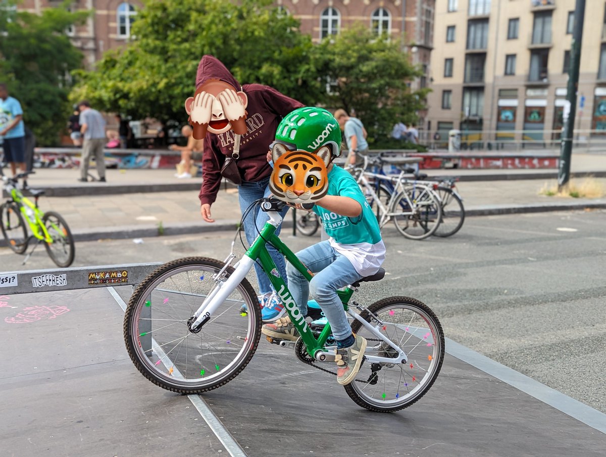 Aponhcet's tweet photo. Such a cool atmosphere at chapel skatepark ! 

My kid loved it so much I consider bringing him to urban session this weekend. 

It was such a motivational boost for him ! https://t.co/DEWPDGlvDq