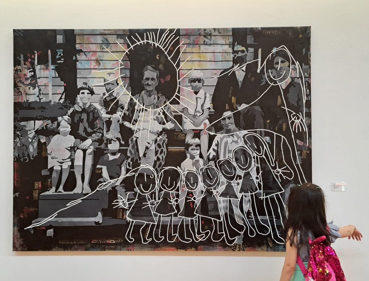 ALMA___'s tweet photo. 'Family Tree' in 7ª Bienal Internacional de Arte de Espinho,  2023 
#bienaldeespinho #municipioespinho
#contemporaryart  #bienalinternacionaldeartedeespinho
#alvarengamarques #artbiennial #artcollectors #artexhibition #artnews #myartwork #VisualArt #makearteveryday #onlineart https://t.co/qrKR6ea1ms