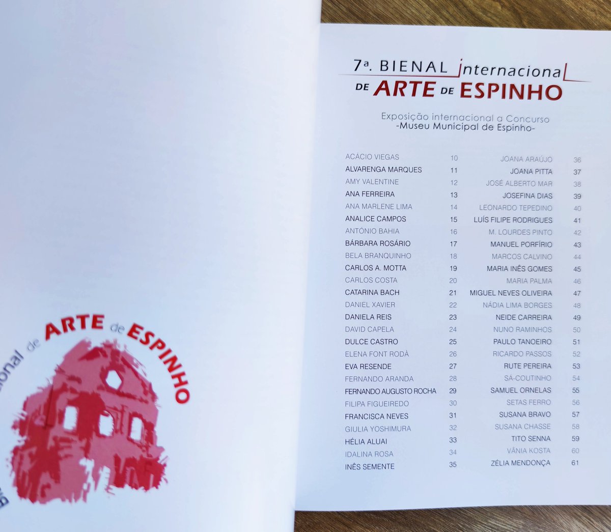 ALMA___'s tweet photo. 'Family Tree' in 7ª Bienal Internacional de Arte de Espinho,  2023 
#bienaldeespinho #municipioespinho
#contemporaryart  #bienalinternacionaldeartedeespinho
#alvarengamarques #artbiennial #artcollectors #artexhibition #artnews #myartwork #VisualArt #makearteveryday #onlineart https://t.co/qrKR6ea1ms