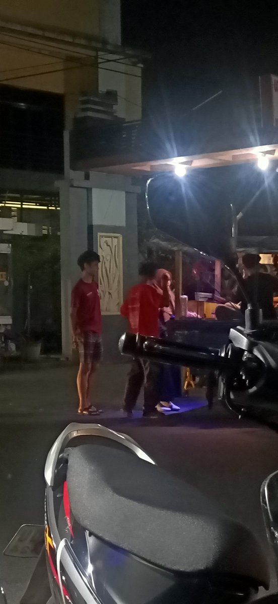 hathimyou's tweet photo. Kalo ada cogan dipinggir jalan mending di angkut gak sih?

#ประธานสภา #emeutes #BLACKPINKxBSTHydePark #นายใบเฟิร์น #Ashes23 #SalaarTeaser #GranHermanoChile #พลายศักดิ์สุรินทร์ #Salaar #StillWithYou #cogan https://t.co/ZTSHEB7m4H