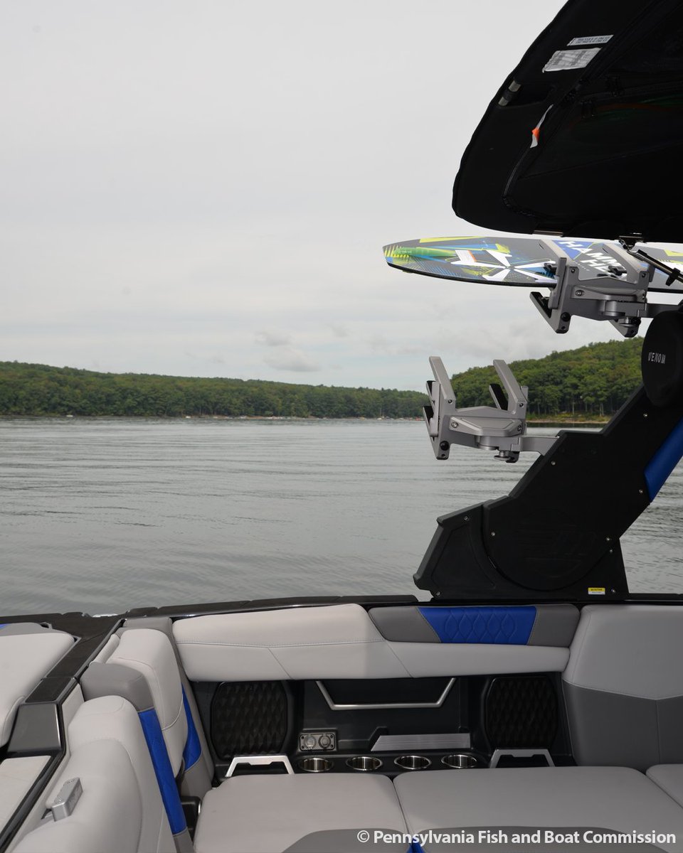 pafishandboat's tweet photo. When on a boat, the effects of alcohol are magnified and cause reduced judgment. Be smart, be safe and boat sober.

#OperationDryWater #BoatSober #NeverBUI https://t.co/SLpxeZGKpV