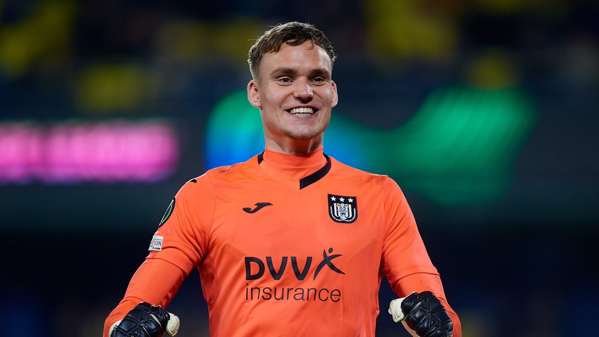 Why Bart Verbruggen Makes Sense for Spurs Why Bart Verbruggen Makes Sense for Spurs