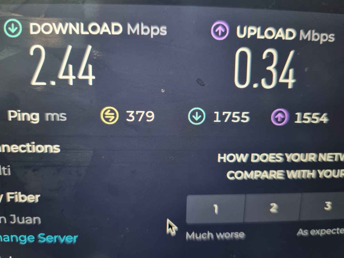 lahima_guru's tweet photo. REGRET buying @enjoyGLOBE prepaid wifi. Paid 999 for device and 999 load just to get this. Full signal, location:makati. So SLOW https://t.co/vuydrMQbLV