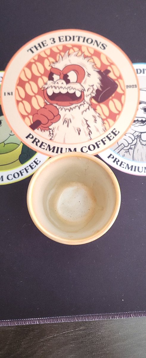 3EditionsCoffee's tweet photo. GM GM Fam!! The cup is defo empty... Time for more coffee π€β #3Editions
https://t.co/h2lXB3gDHb https://t.co/BTZ0mTkGr2