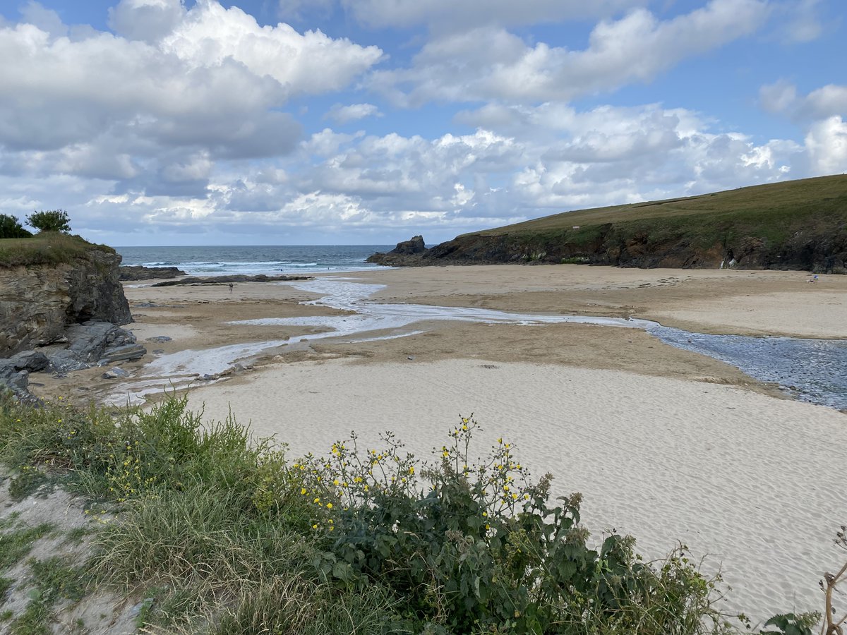 Trevone Bay in Cornwall is a great place to visit when hiring a classic VW campervan📷
Visit freebirdcampers.co.uk to get all the info and to book online.
#cornwallholiday #vwcampervanhire #visitcornwall #trevonebaybeach #vwcamperhire #freebirdcampers