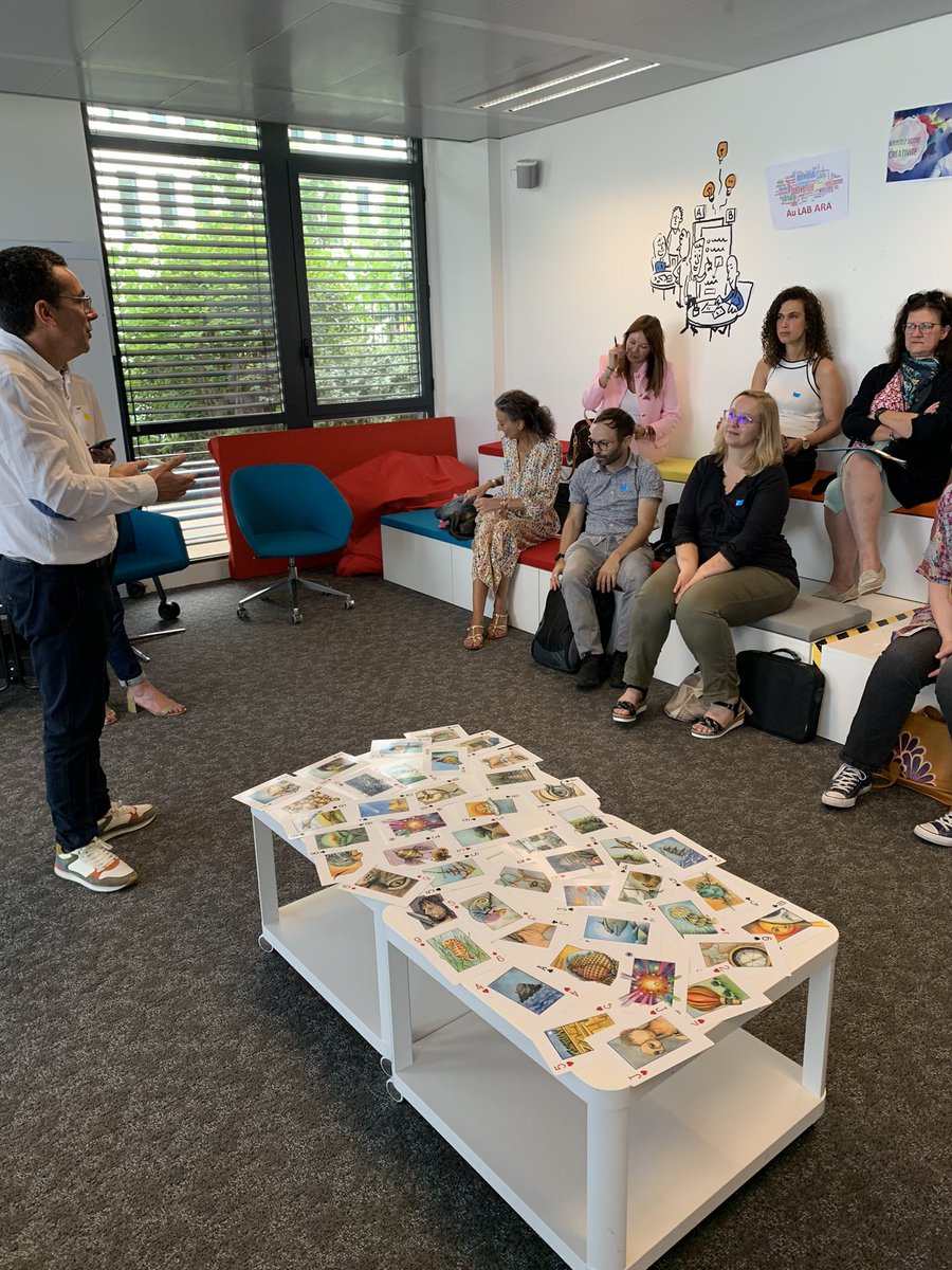 🌞 « Responsable d’équipe, et si c’était moi » 💡 

📍 Journée au #Lab @poleemploi_ara pour donner envie aux collaborateurs de se lancer dans la belle aventure du #management 

#intelligencecollective #creativité #GPEC 

Une belle journée riche en échanges et rencontres 🤗