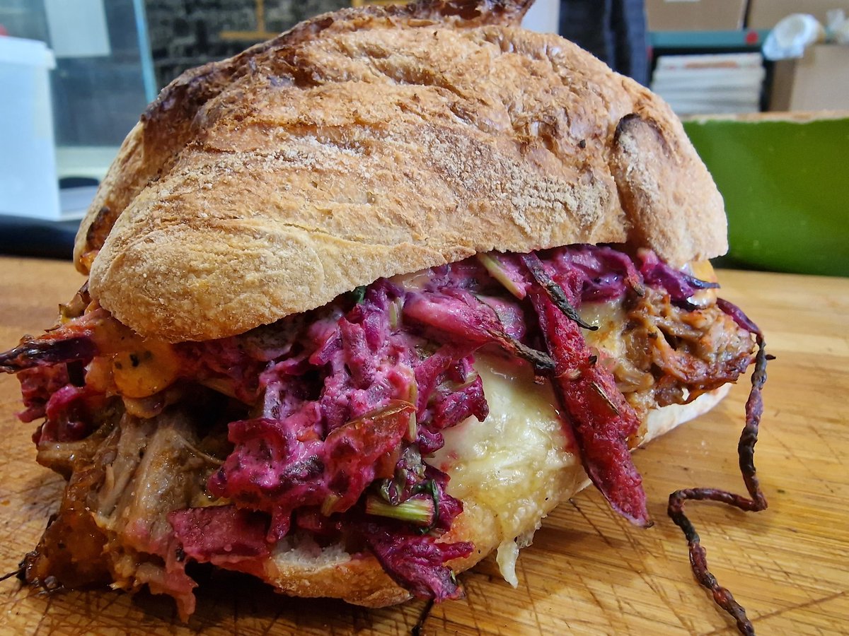 147Deli's tweet image. This week's special: The Pork &amp;amp; Slaw Bap.

• @justchubbys ale braised pork.
•Ruby slaw.
•Fresh Jalapeño. 
•Sour cream.
•Roja mayo.
•Swiss cheese.

#independentsandwichshop