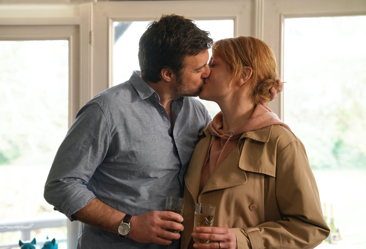 Il y a tout juste 10 ans, le Fonds séries était créé par @centreducinema et <a href="/RTBF/">RTBF</a> pour proposer des #séries 100% belges francophones. Il a ouvert la voie à <a href="/LaTreve_Rtbf/">Des gens bien</a> <a href="/Ennemi_Public__/">Ennemi Public</a> #Pandore #Attraction #DesGensbien.. Retour sur une success story 🇧🇪>bit.ly/43c2vTk