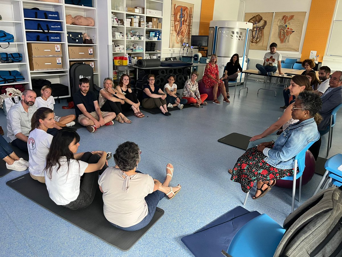 ALL'SIMS tweet media