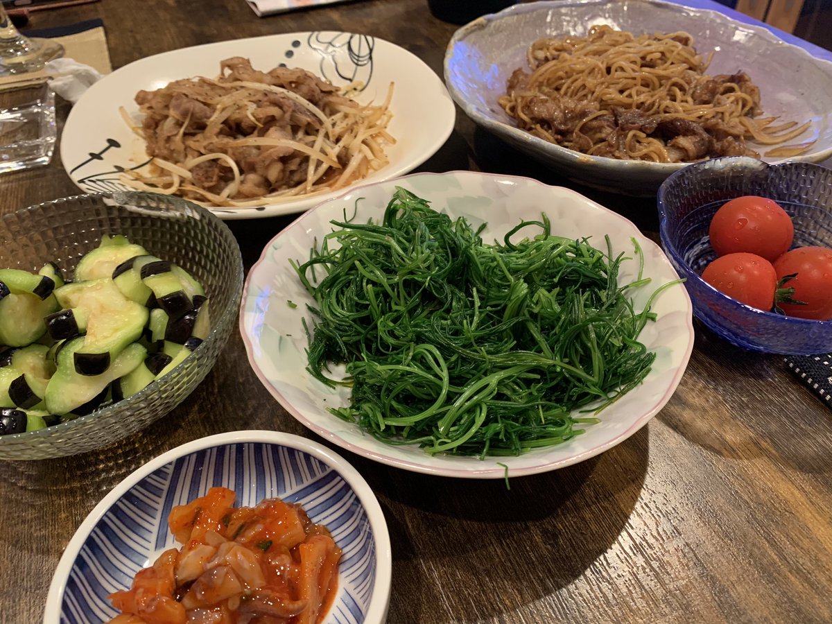 Yukititty's tweet photo. ヤバイ。��かひじきハマった。お昼も夜も食べちゃった😋 https://t.co/6GNxKnkA0w