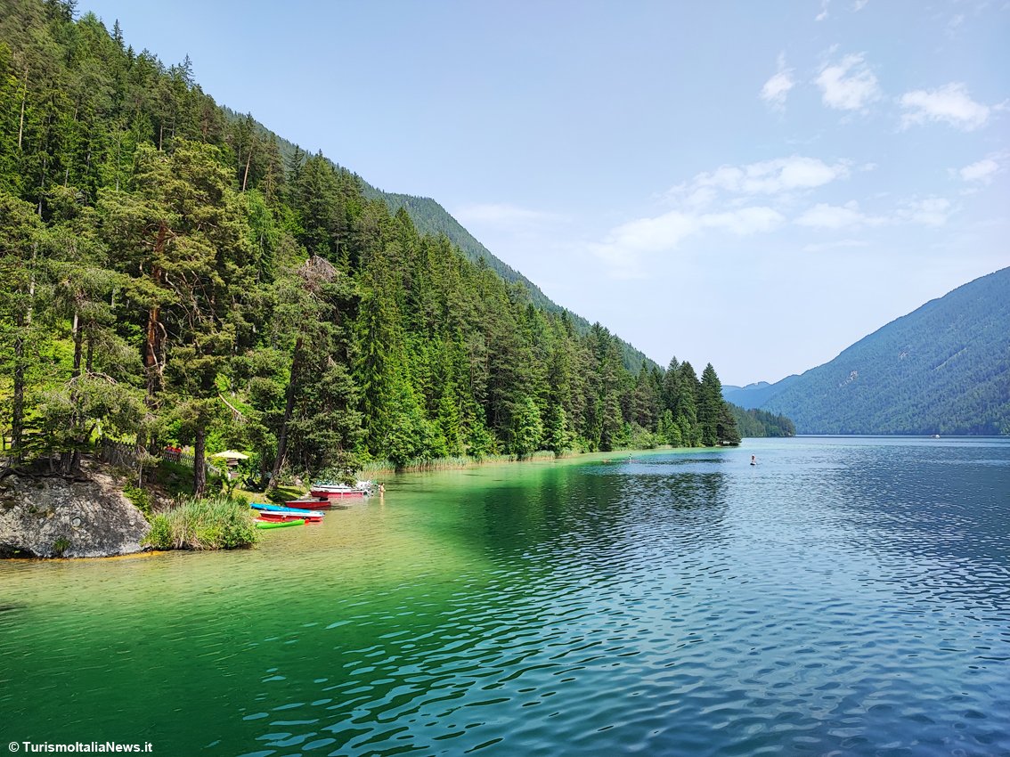TurismoItaliaNw's tweet photo. AUSTRIA | Ricaricare le energie sul Weissensee: il lago bianco dona colori mediterranei e caraibici ma qui siamo in Carinzia
Leggi la notizia https://t.co/1IEdhxkG22
#weissensee #visitcarinthia #visitaustria #alpinepearls #turismo @AlpinePearls @visitweissensee https://t.co/DdTSVbpzqb