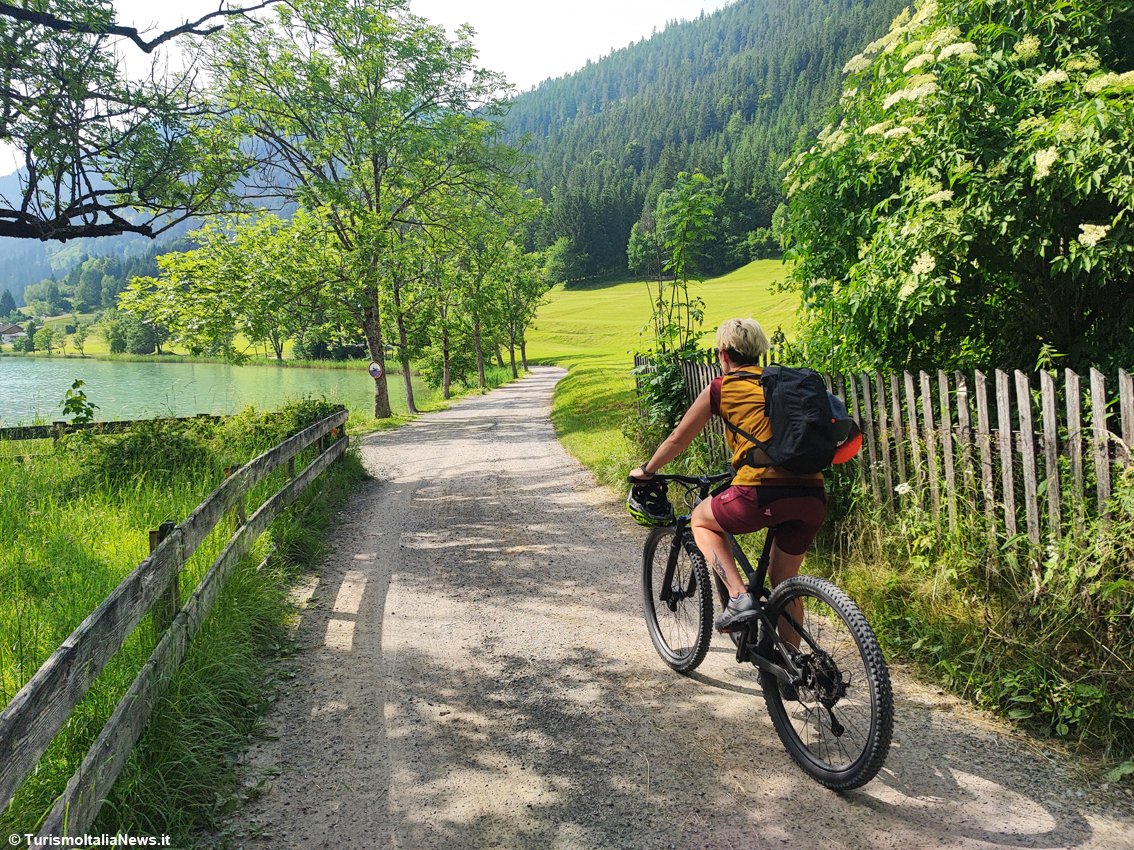 TurismoItaliaNw's tweet photo. AUSTRIA | Ricaricare le energie sul Weissensee: il lago bianco dona colori mediterranei e caraibici ma qui siamo in Carinzia
Leggi la notizia https://t.co/1IEdhxkG22
#weissensee #visitcarinthia #visitaustria #alpinepearls #turismo @AlpinePearls @visitweissensee https://t.co/DdTSVbpzqb