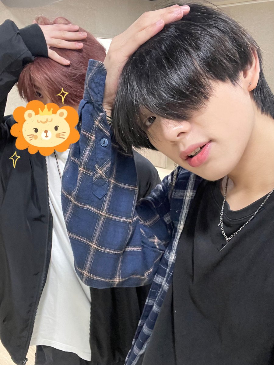 XODIAC_MEMBERS's tweet photo. [#씽] 

다음에🖤?

#XODIAC #소디엑 #SING #씽 https://t.co/CPSpqkrRfT