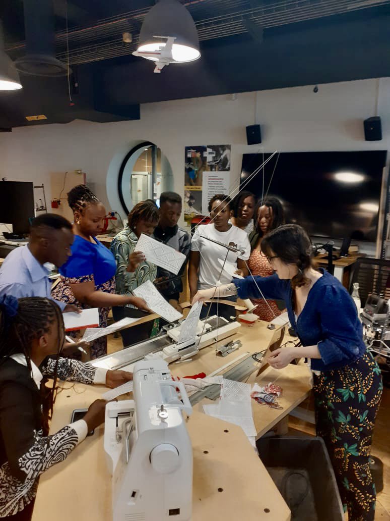 FranceTanzania's tweet photo. The πΉπΏ delegation of the #innoversityproject had the chance to meet Caroline TURRΓ, in charge of international affairs at @citedessciences !
πΉπΏStart-ups were given the opportunity to visit the Fab Lab, aiming to provide support and tools for individual entrepreneurs. https://t.co/hVLdBwTRgY