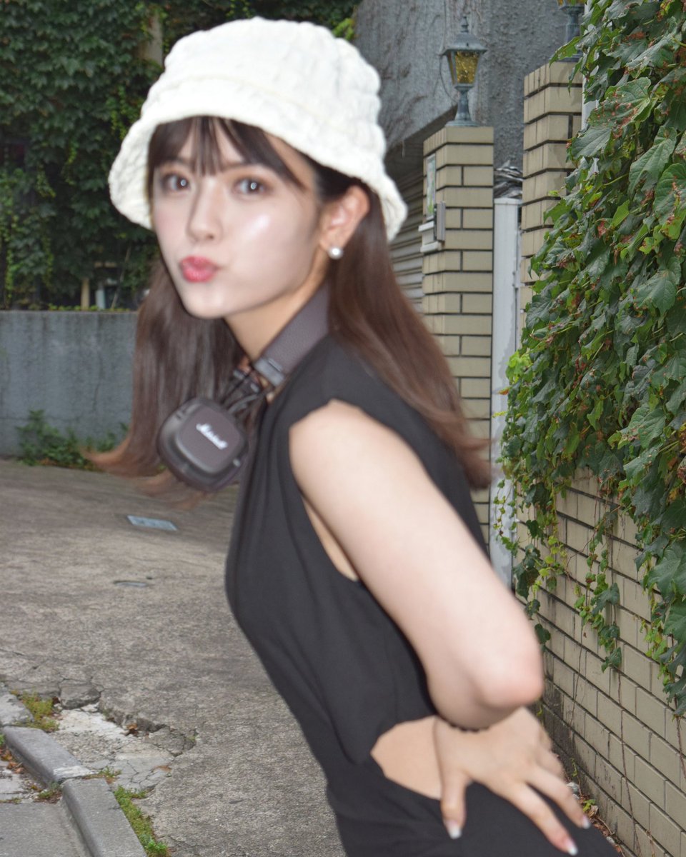 M_YuKa0219's tweet photo. 本日第1話は、ミトとチサトさんの出会いです（´-`）.｡oO楽しみだね〜
 #カメラはじめてもいいですか 
 #カメはじ https://t.co/fZ6dhEiyNY