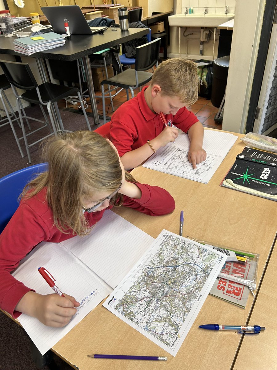 DSJ_Year5's tweet photo. Year 5 geographers in action https://t.co/C52LEjokGV