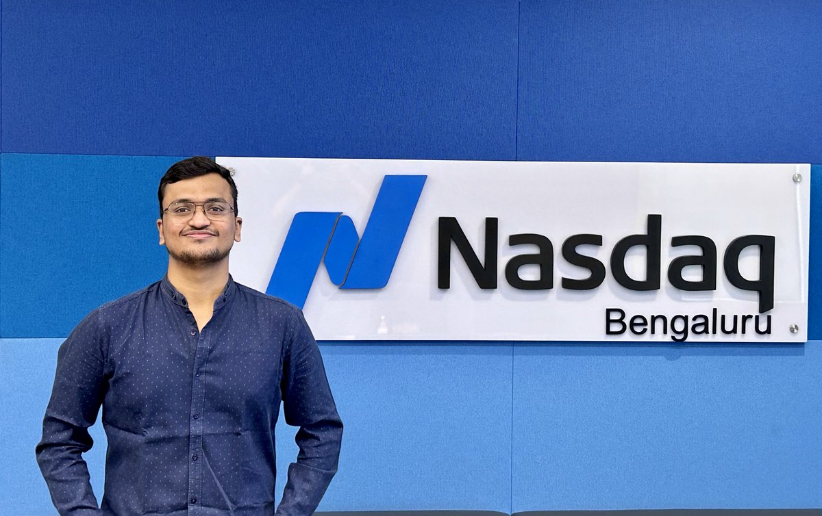 kitarp29's tweet photo. Joined as a Senior Software Developer at Nasdaq ✨
Got several job offers, faced countless rejections.

ECE to DevOps, Intern to SDE 2, and Tier-3 College to Fortune 500 company!
A grateful conclusion to the hustle of 4 years 😇 https://t.co/hVMn2771hG