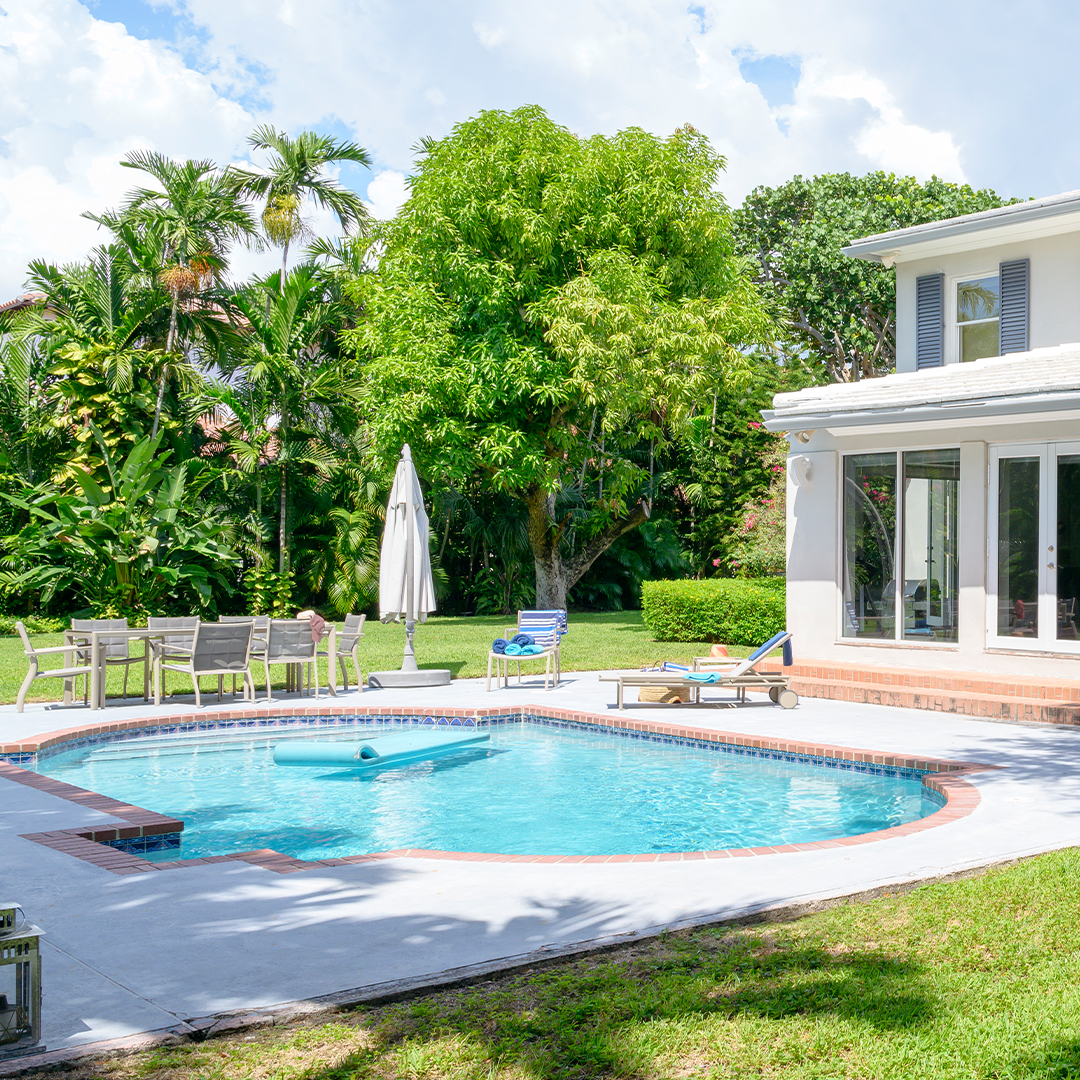 Pool season is here! And yes, 30 Seconds Cleaners is just what you need to brighten your pool deck &amp; furniture to rid of all those algae stains! Read more at bit.ly/3NVjzbU

#30SecondsCleaners #OutdoorCleaner #SummerCleaning #PoolCleaning #PoolSeason #PoolFurniture