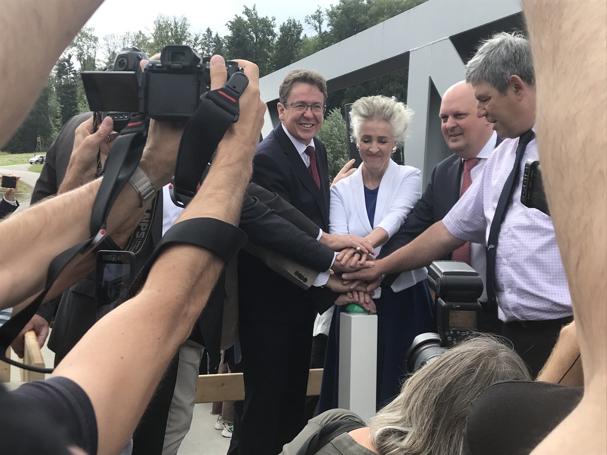 michaelbaumer's tweet image. Die dritte Spur der neuen Röhre des Gubristtunnels ist eröffnet! Der Ausbau der Nordumfahrung ist für die Stadt Zürich zentral, denn es entlastet die Innenstadt vom Durchgangsverkehr.

astra.admin.ch/astra/de/home/…