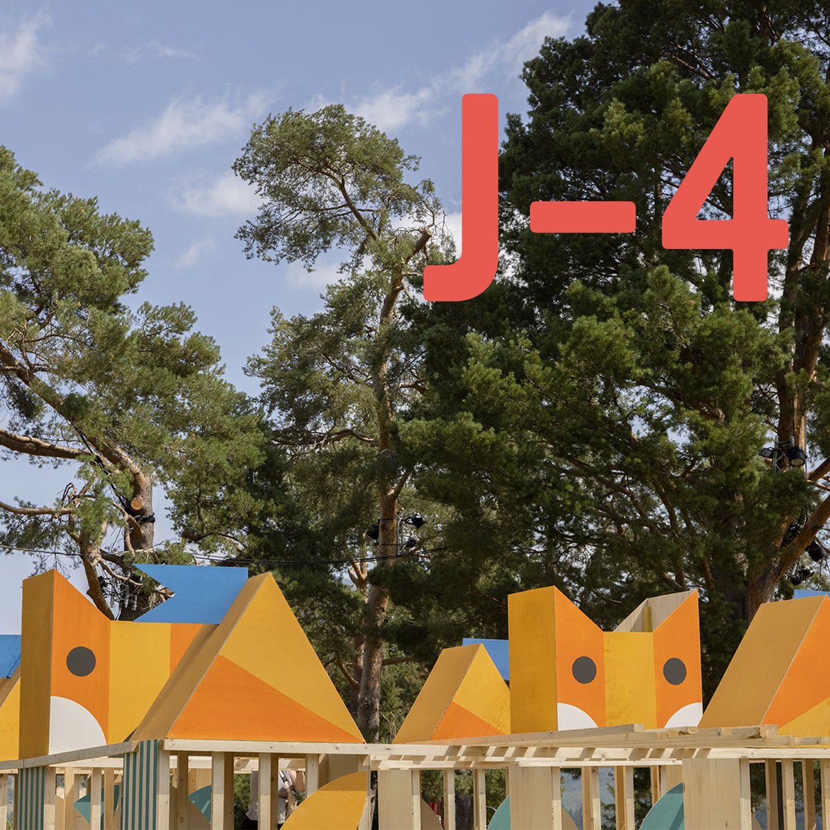 J-4 ⛺🦊