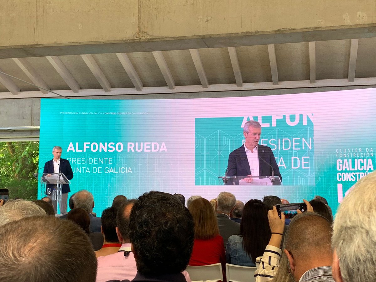 En el acto de presentación del Clúster de la Construcción Galicia Constrúe, que contó también con la asistencia y participación del Presidente de la Xunta Alfonso Rueda.

#construccion #galicia