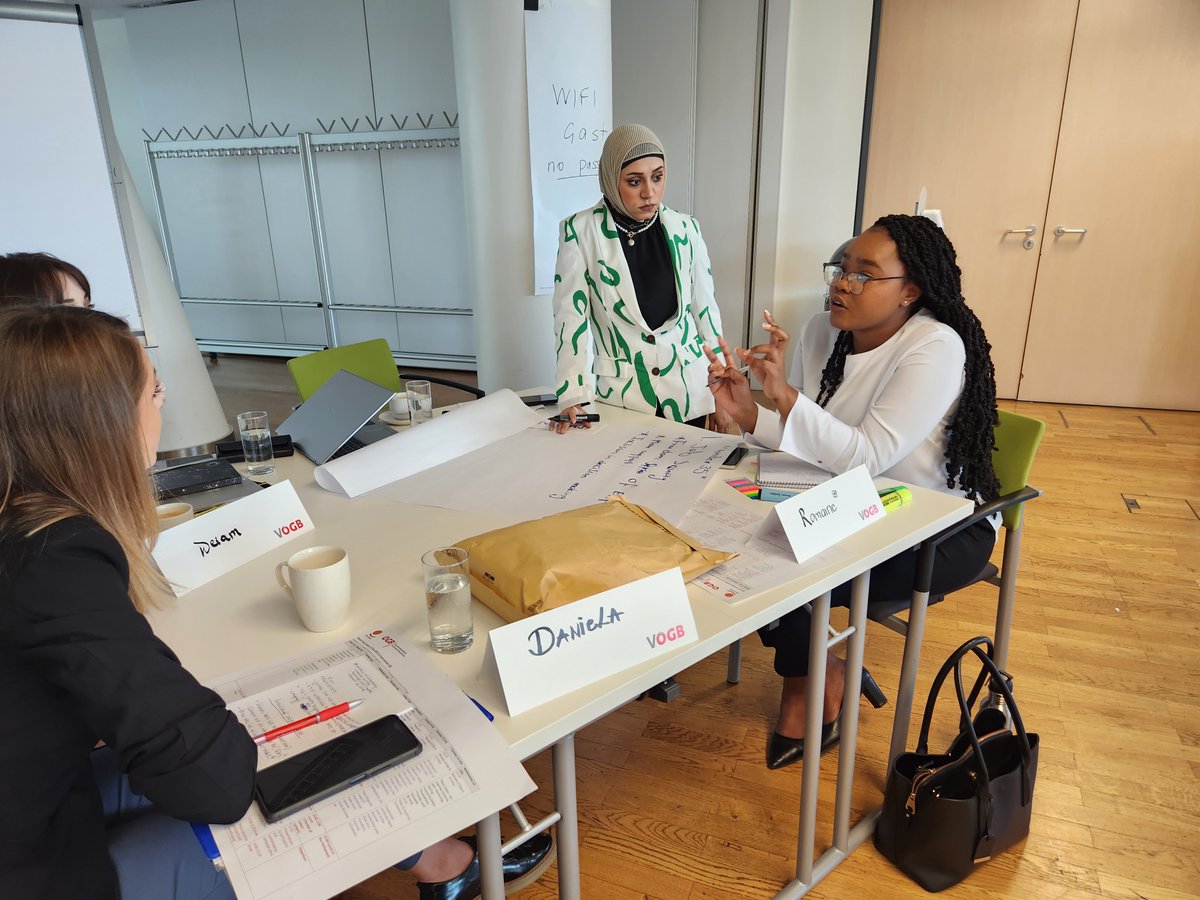 💪🏾 The ITUC <a href="/oegb_at/">ÖGB</a> Global Youth Leadership Programme today
✔ Young trade unionists from 16 different countries
✔ Campaign, organising &amp; leadership skills
✔ Solidarity: networks to win a #NewSocialContract
✔ Equality and inclusivity: 9 in 10 participants identify as women