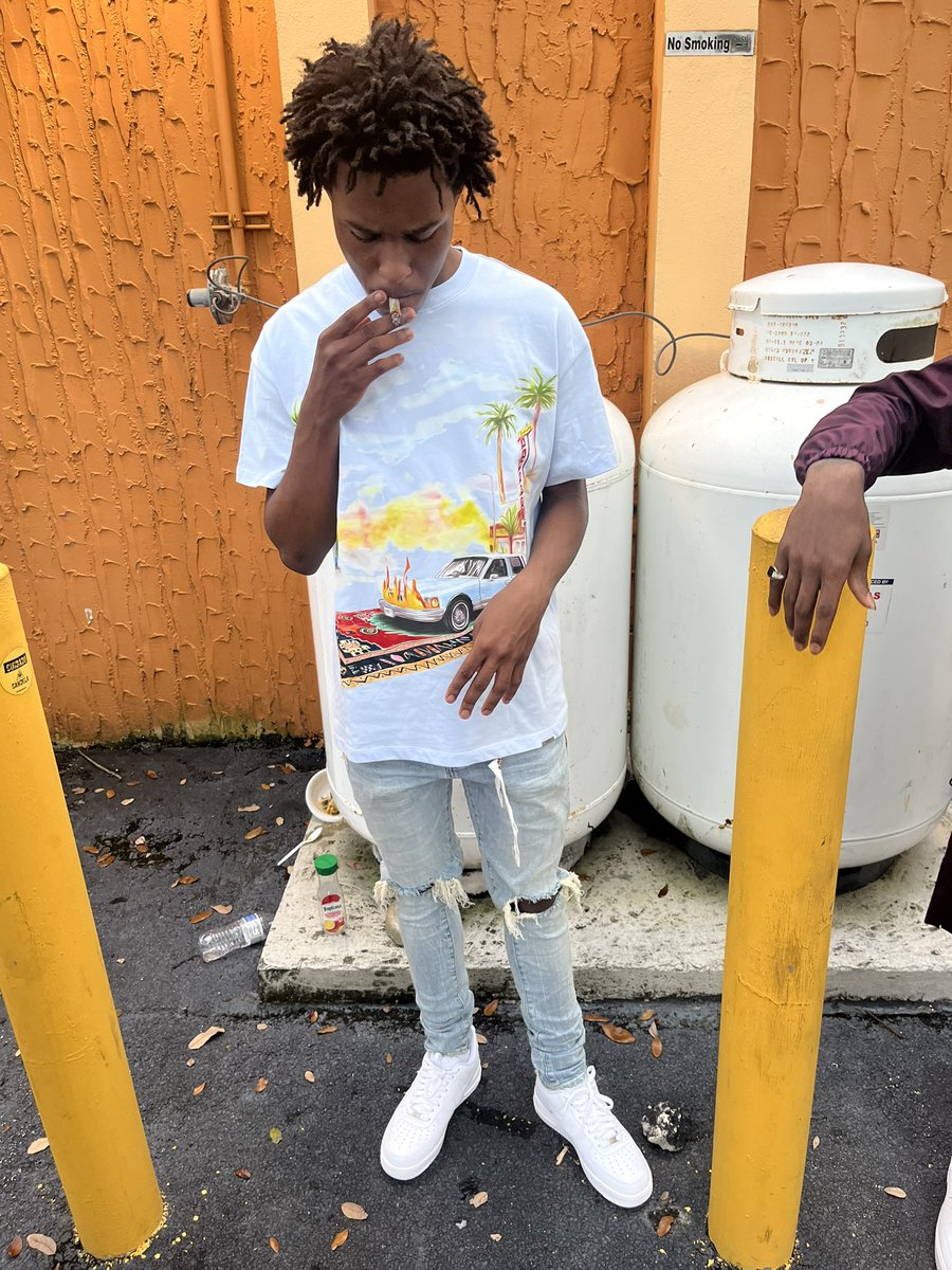 BabyyOts's tweet photo. If you feeling froggy jump nigga boa i want you to reach😂🩸🩸
#themmembers🔒🫶🏽 https://t.co/jQTtl7sjF0