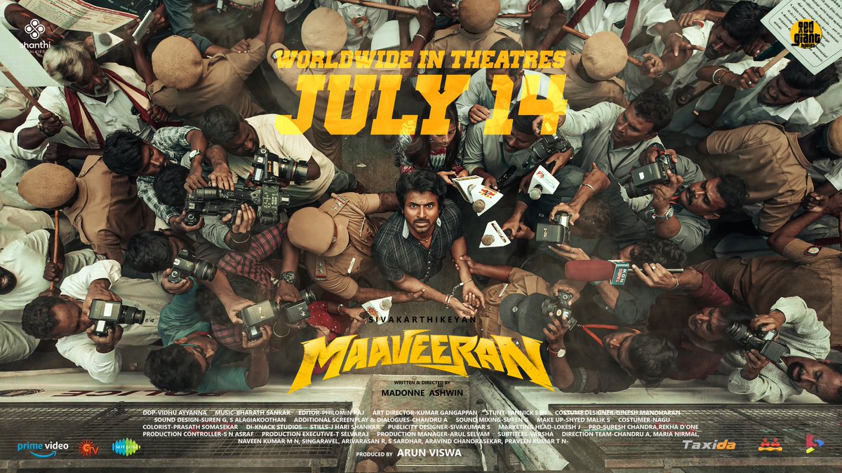 Classy Poster Work For #Maaveeran 🌟💥

@sivadigitalart 🤩🤗

@Siva_Kartikeyan @madonneashwin 🎬
@AditiShankarofl
@ShanthiTalkies 

#MahaveeruduTrailer 
#MahaveeruduFromJuly14th
#Maaveeran #Mahaveerudu #DhairiyameJeyam #Sivakarthikeyan #MaaveeranPreReleaseEvent