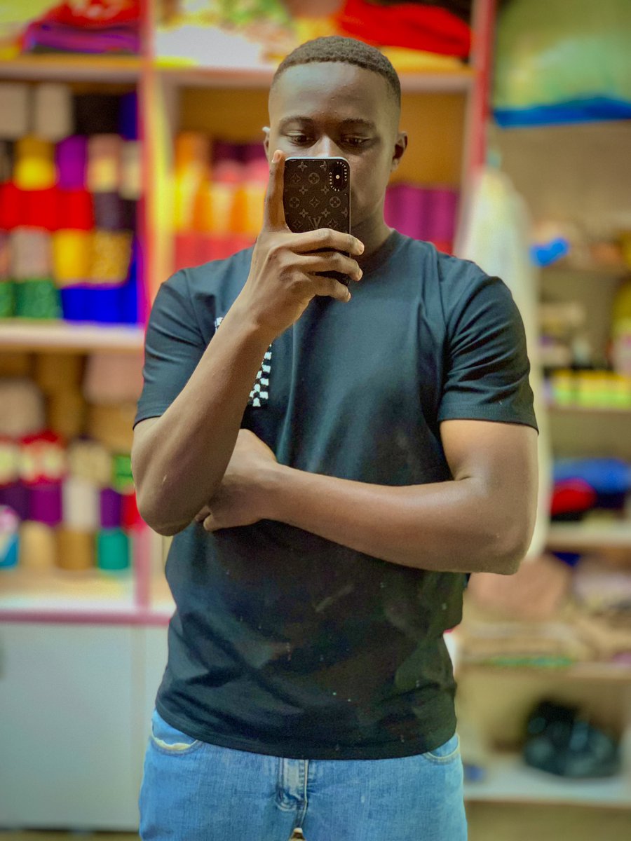 AikenScofield's tweet photo. @Airtel_Ug I think it’s me because I don’t stop until the job gets done. If i have to work late one night, I go in early the next morning. Am a dedicated worker who does whatever it takes to get the task accomplished and most importantly, on time. #SupaCombo https://t.co/RWZGX4Tgc2