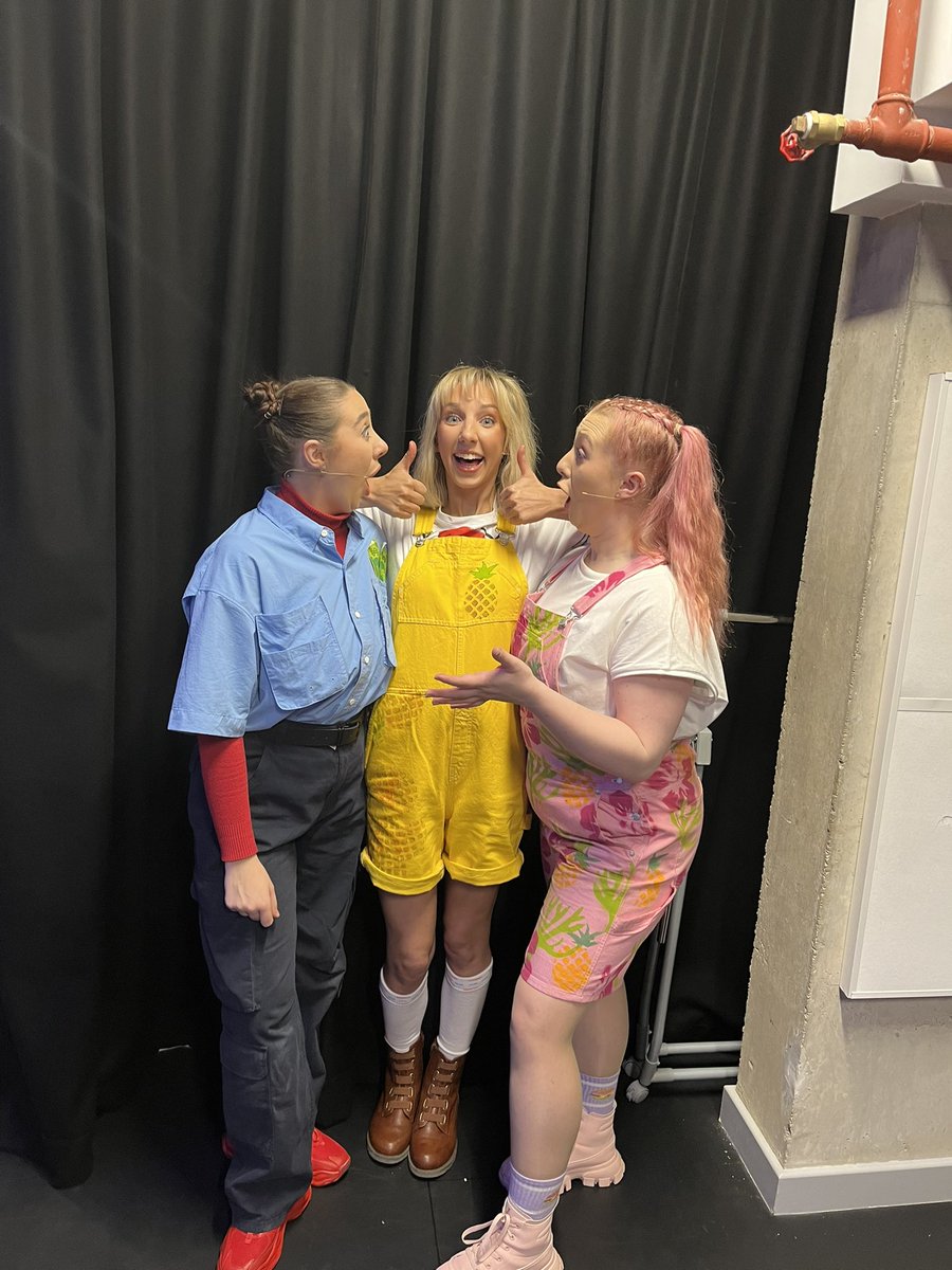 Can’t forget about our incredible female SpongeBob Lois Brook @SpongeBobLcon