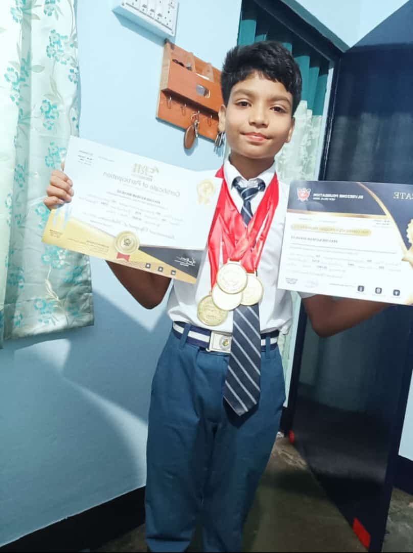 BhakatMoushami's tweet photo. Proud of u my baccha🥇🪙❤️keep going #Piyush_Kumar_Bhakat #St_Joseph_Convant_High_School #Musabani #Jharkhand https://t.co/WqjClvkHxr